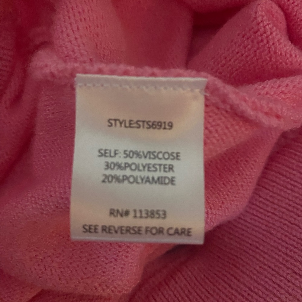 Pink sweater skirt from sassy shortcake boutique - Picture 3 of 4